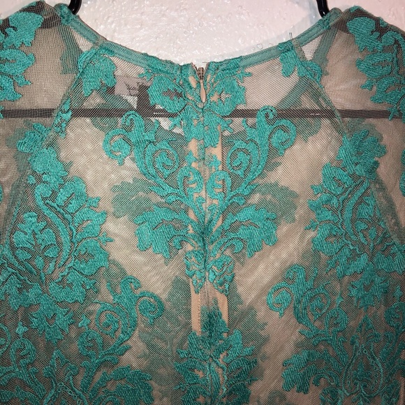 Teal lace one piece dress Size 17” Pit 2 Pit 34”Length. - Picture 5 of 6